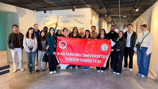 Turizm İşletmeciliği Bölümümüz Birinci Sınıf Öğrencilerine Yönelik Oryantasyon Turu Gerçekleştirildi