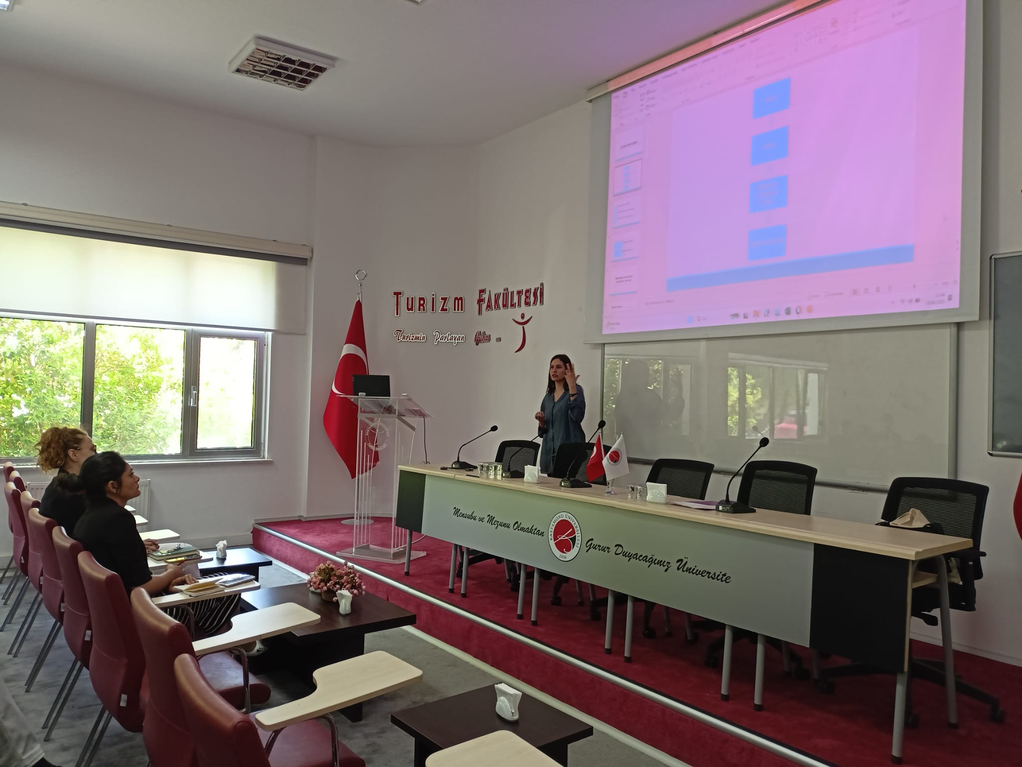 Fakültemizde Kurumsal ve Program Akreditasyon Kapsamında Bologna Süreçleri Eğitimi Gerçekleştirildi